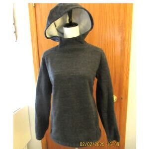 Women’s Hoodie in Charcoal Grey – Thick, Cozy, and Size M